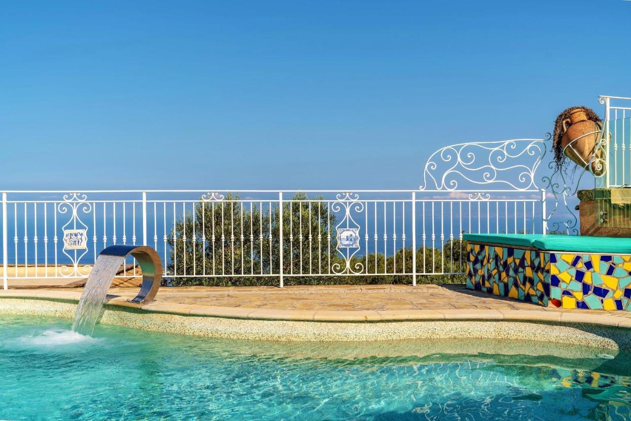 Villa Marika - Private Heated Pool Масса-Лубренсе Екстер'єр фото